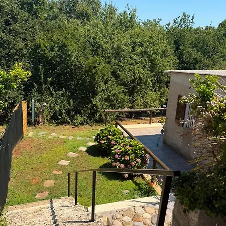 Detached House Between Sea And Mountain *